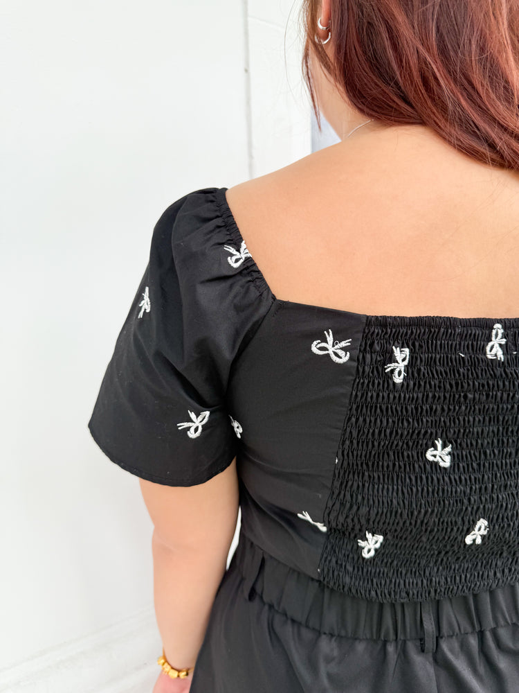 Molly Ribbon Embroidery Crop Top ( Black)