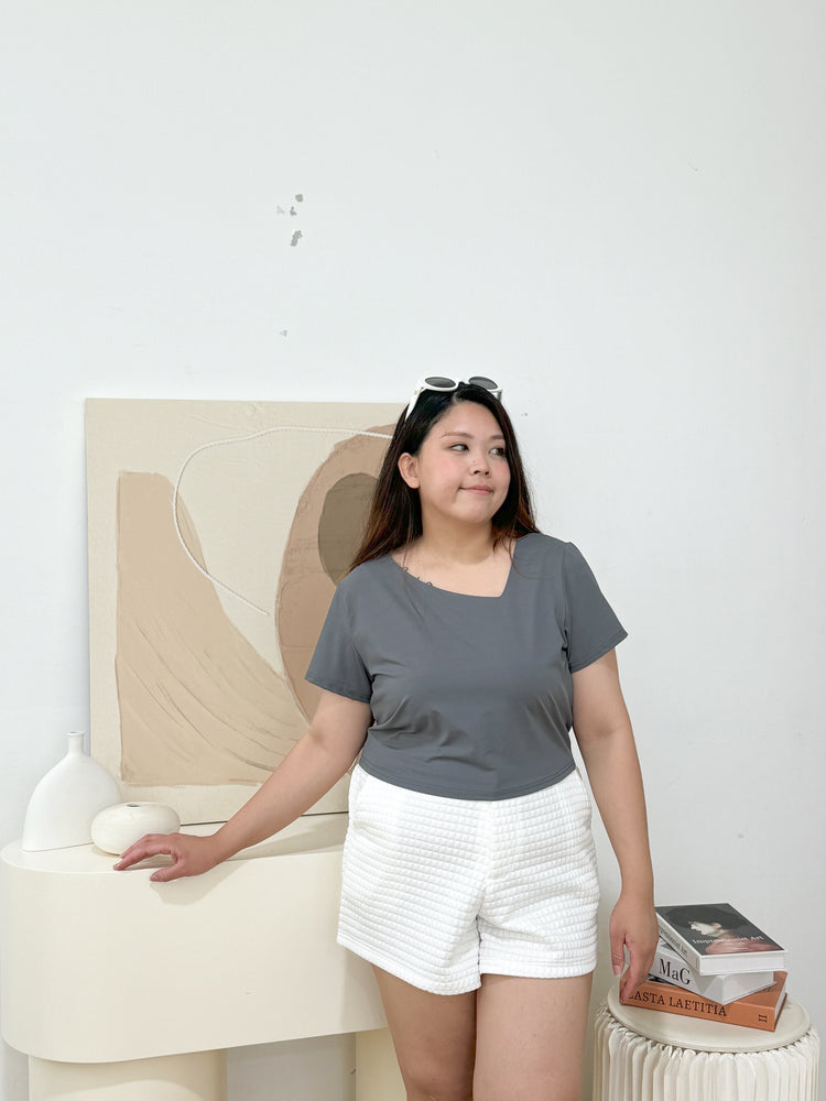 Sonya Basic Slant Top (Grey)