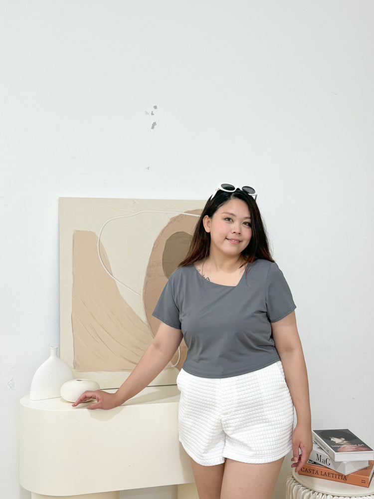 Sonya Basic Slant Top (Grey)