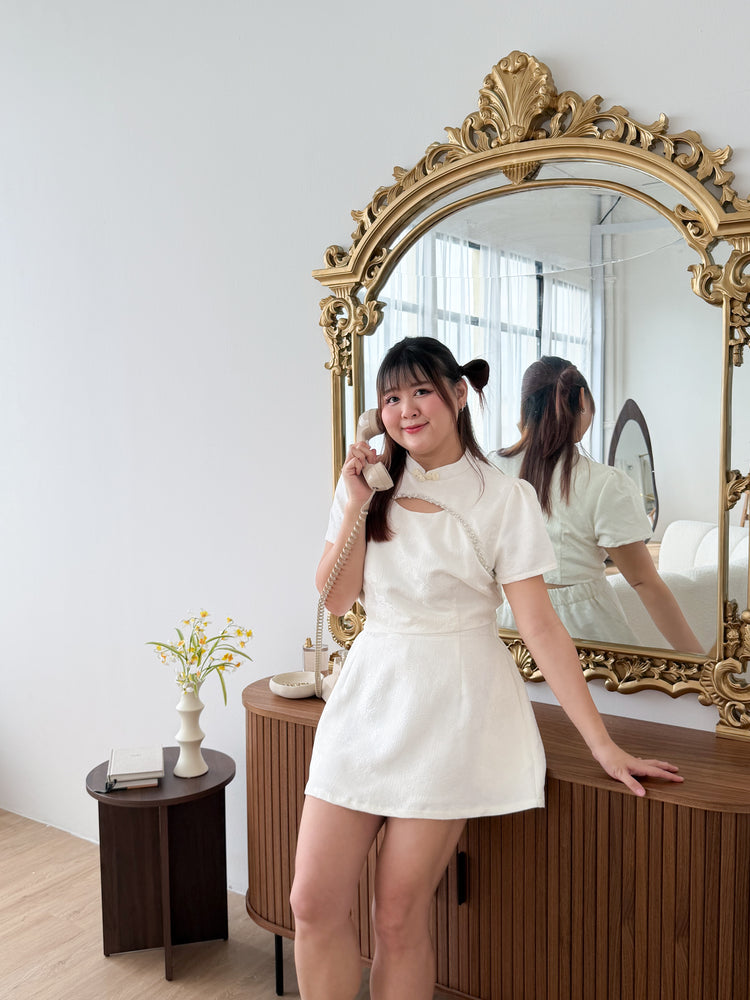 *PRE-LAUNCH EXCLUSIVE* Crystal Moon-White Qipao Set