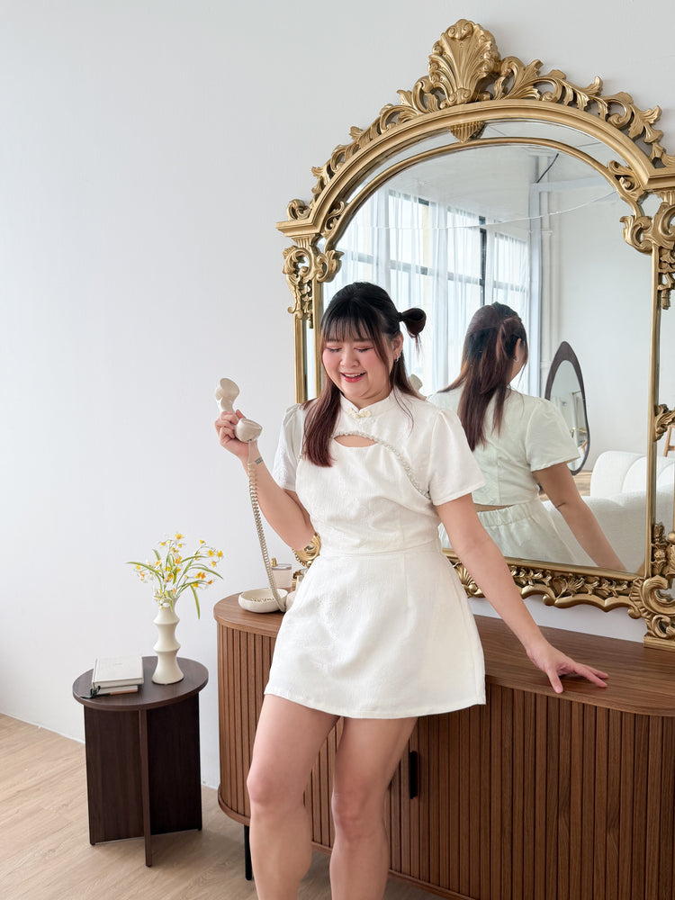 *PRE-LAUNCH EXCLUSIVE* Crystal Moon-White Qipao Set